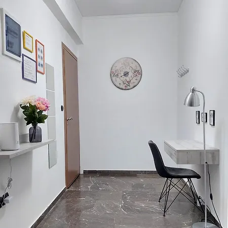 Apartment Homey In *